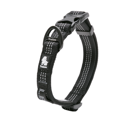 Light reflective collars with LED light tag